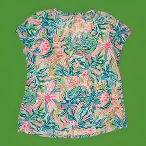Lilly Pulitzer Size M One In A Melon ETTA Top V-NECK T Shirt NWOT Medium RARE